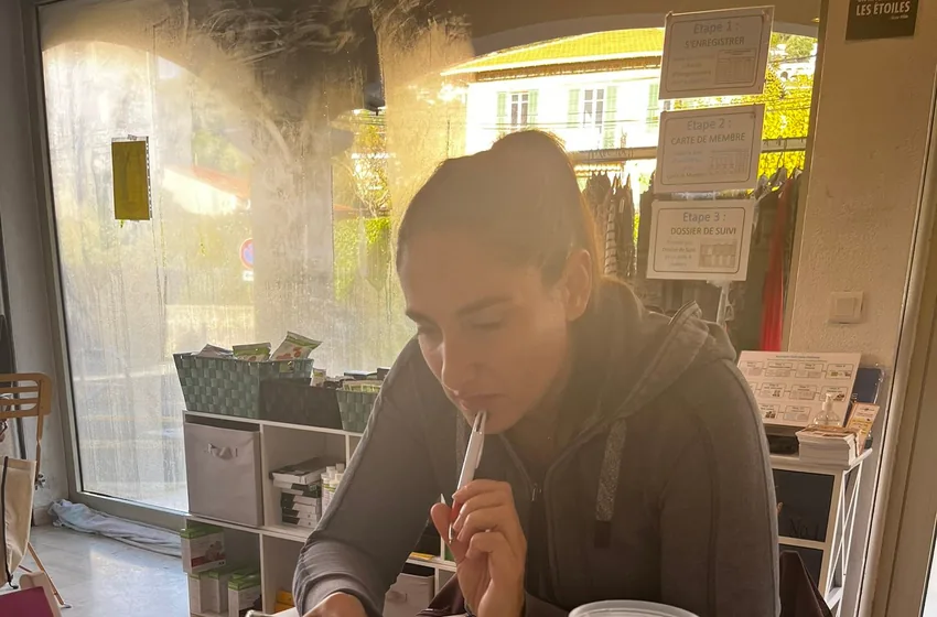 Au club Les Fées Nutrition, des membres attablés dès le matin